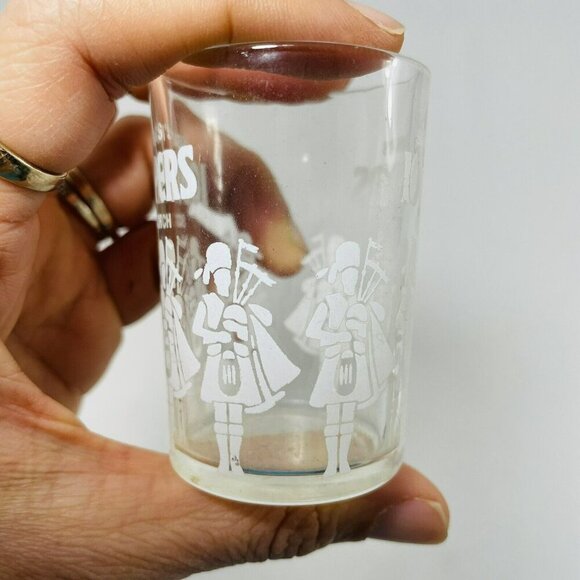 100 Pipers Shot Glass Seagram Scotch Whisky 2oz Clear Logo Drink Souvenir Small - Picture 5 of 12